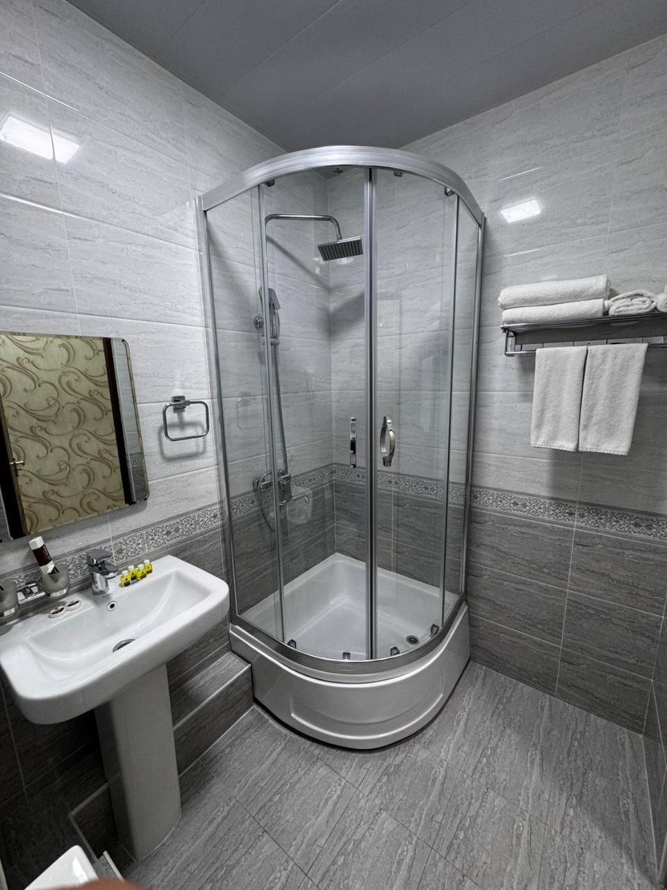 Ark Billur Halal Hotel Taškent Exteriér fotografie
